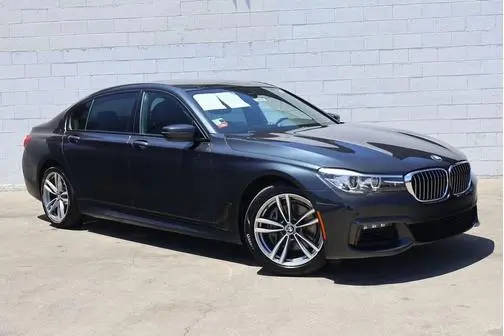 2019 BMW 7 Series 740i RWD photo