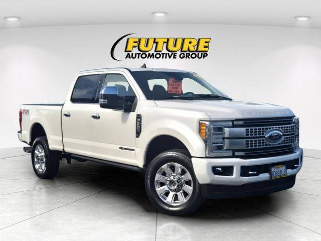2019 Ford F-350 Super Duty Platinum 4WD photo