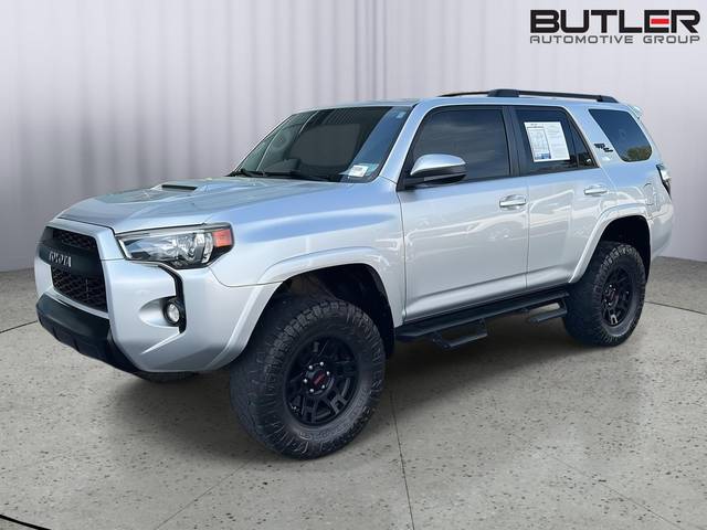 2019 Toyota 4Runner TRD Off Road 4WD photo
