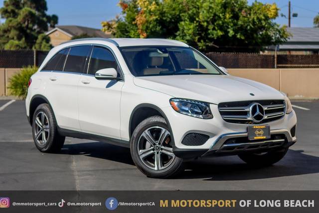 2018 Mercedes-Benz GLC-Class GLC 300 RWD photo