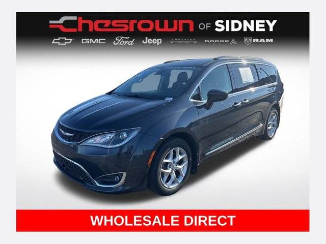 2019 Chrysler Pacifica Minivan Touring L Plus FWD photo