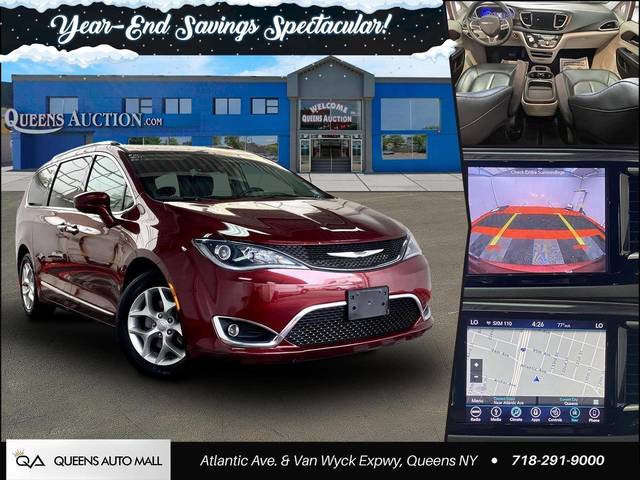 2019 Chrysler Pacifica Minivan Touring L FWD photo