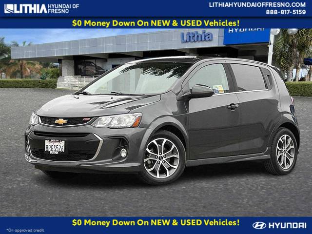 2019 Chevrolet Sonic LT FWD photo