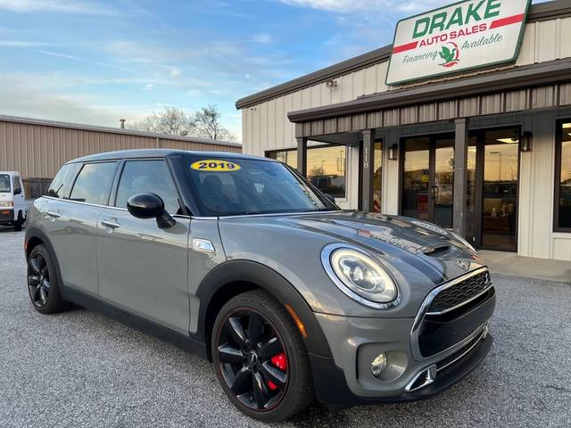 2019 MINI Cooper Clubman Cooper S FWD photo