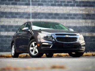 2016 Chevrolet Cruze LT FWD photo