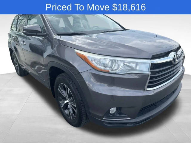 2016 Toyota Highlander XLE AWD photo