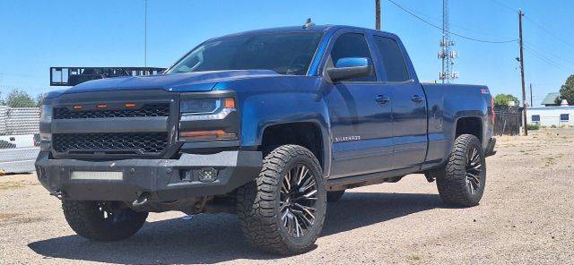 2017 Chevrolet Silverado 1500 LT 4WD photo