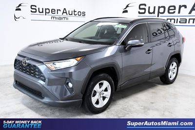 2019 Toyota RAV4 XLE FWD photo