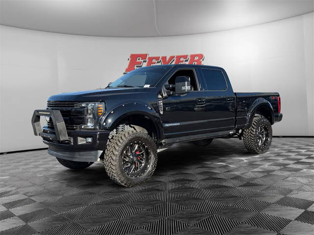 2019 Ford F-250 Super Duty LARIAT 4WD photo