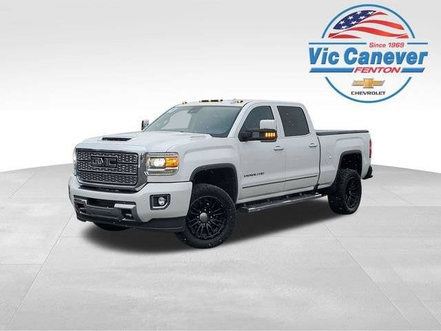 2019 GMC Sierra 2500HD Denali 4WD photo