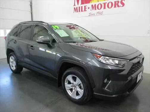 2019 Toyota RAV4 XLE AWD photo