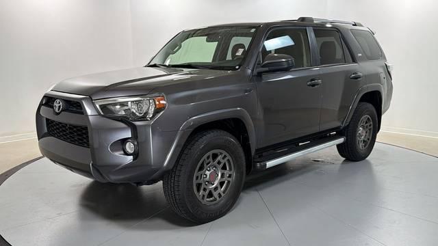 2019 Toyota 4Runner SR5 4WD photo