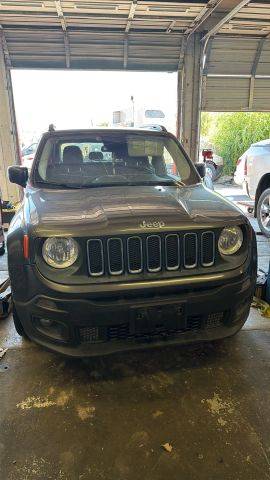 2017 Jeep Renegade Latitude FWD photo