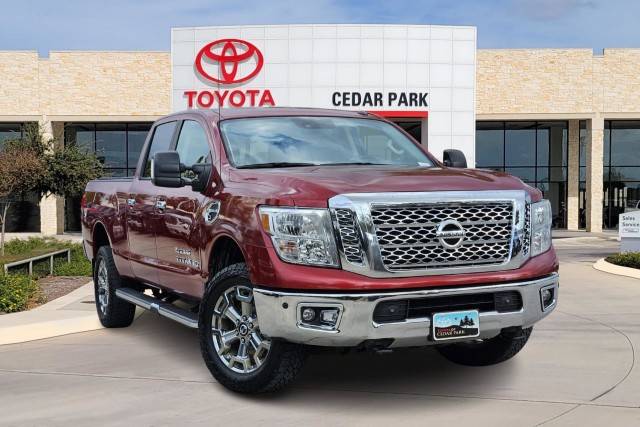2019 Nissan Titan XD SV 4WD photo