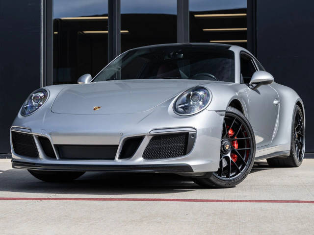 2019 Porsche 911 Carrera S RWD photo