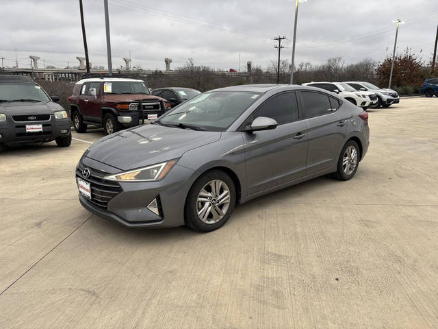 2019 Hyundai Elantra Value Edition FWD photo