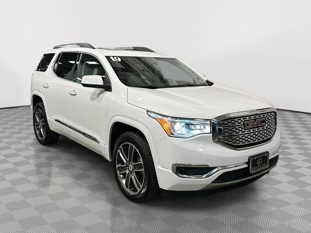 2019 GMC Acadia Denali AWD photo