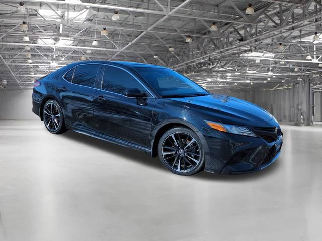 2019 Toyota Camry XSE FWD photo