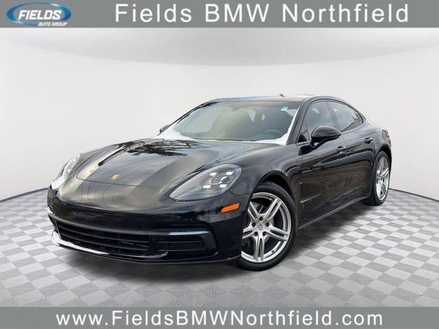 2019 Porsche Panamera 4 AWD photo