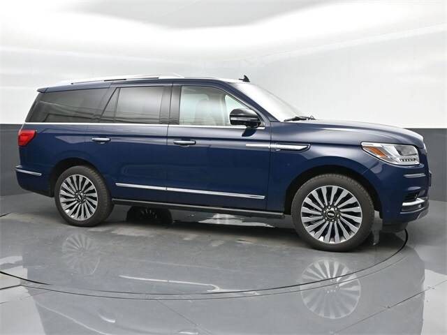 2019 Lincoln Navigator Reserve 4WD photo