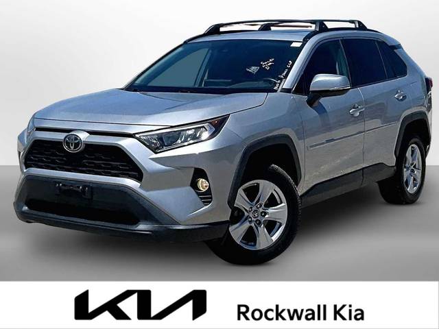 2019 Toyota RAV4 XLE AWD photo