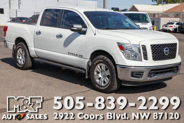 2019 Nissan Titan SV 4WD photo