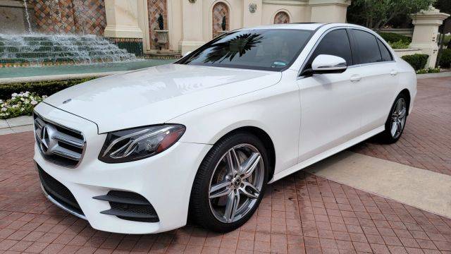 2019 Mercedes-Benz E-Class E 300 RWD photo