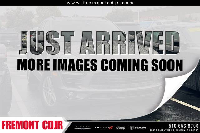 2018 Porsche Macan AWD photo