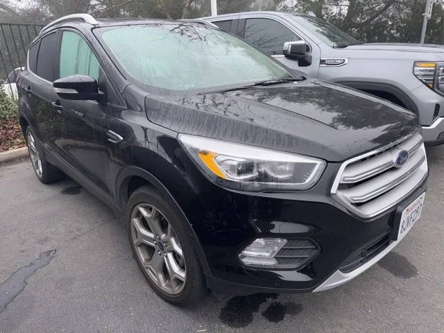 2019 Ford Escape Titanium 4WD photo