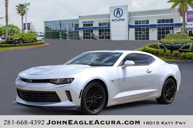 2018 Chevrolet Camaro 1LT RWD photo