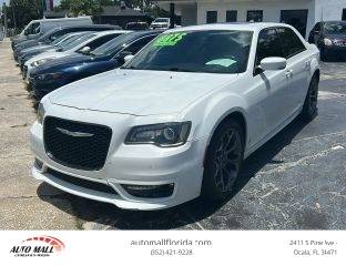 2018 Chrysler 300 300S RWD photo
