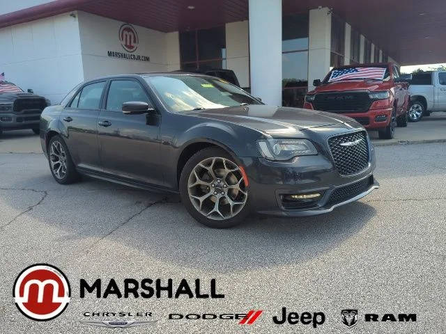 2018 Chrysler 300 300S RWD photo