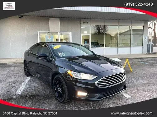 2019 Ford Fusion SE FWD photo