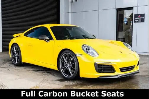 2018 Porsche 911 Carrera T RWD photo