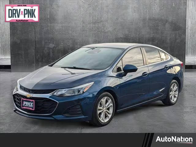 2019 Chevrolet Cruze LT FWD photo