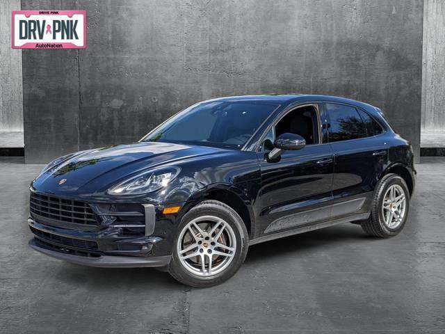 2019 Porsche Macan  AWD photo