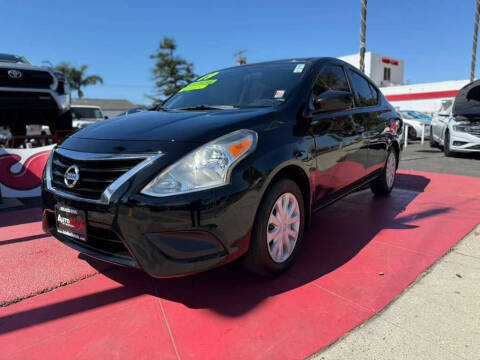 2019 Nissan Versa S Plus FWD photo