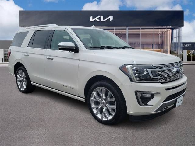 2019 Ford Expedition Platinum 4WD photo