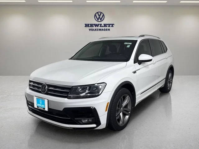 2019 Volkswagen Tiguan SEL R-Line FWD photo