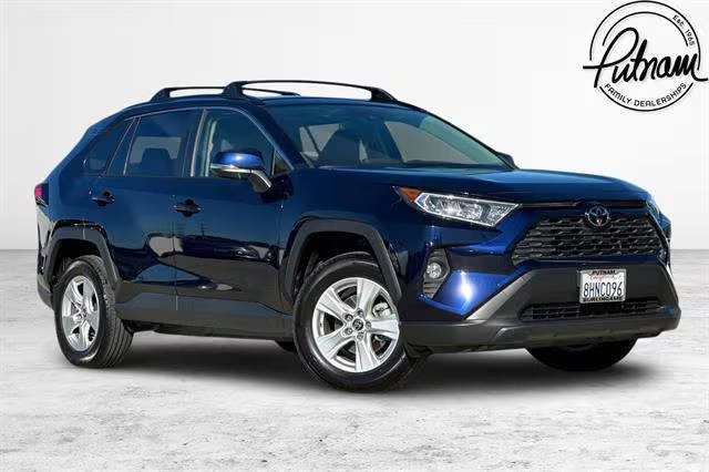 2019 Toyota RAV4 XLE AWD photo