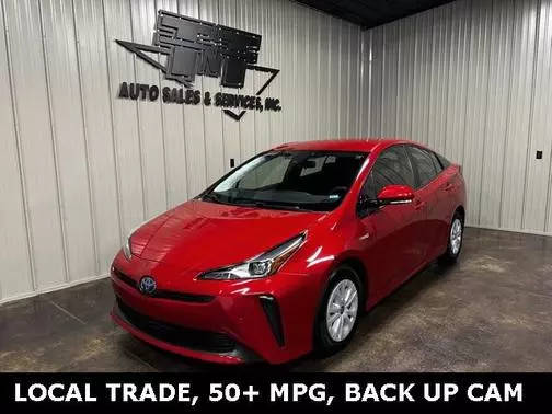 2019 Toyota Prius LE FWD photo