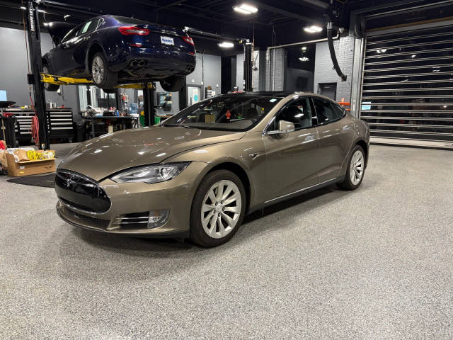 2016 Tesla Model S 90D AWD photo