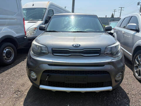 2018 Kia Soul + FWD photo