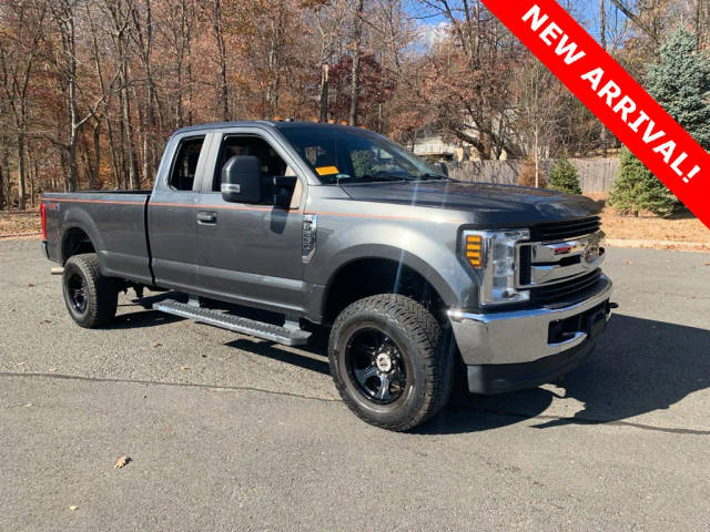 2019 Ford F-250 Super Duty XL 4WD photo