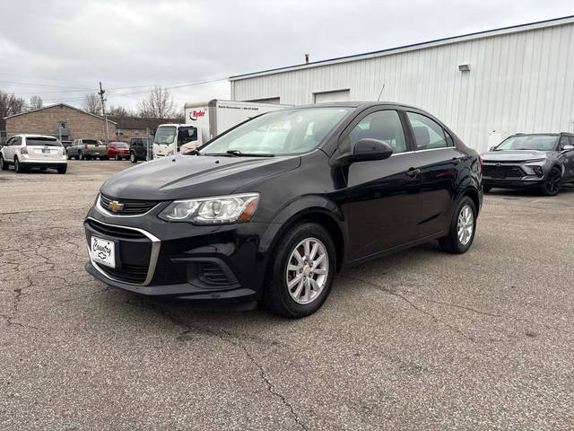 2017 Chevrolet Sonic LT FWD photo
