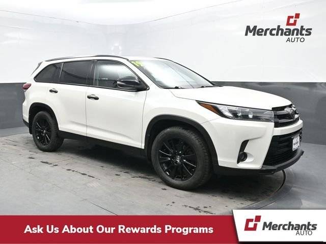 2019 Toyota Highlander SE AWD photo