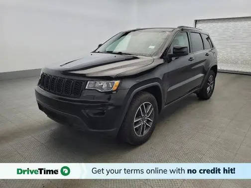 2019 Jeep Grand Cherokee Laredo E RWD photo