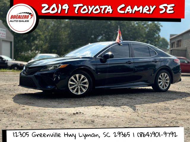 2019 Toyota Camry SE FWD photo