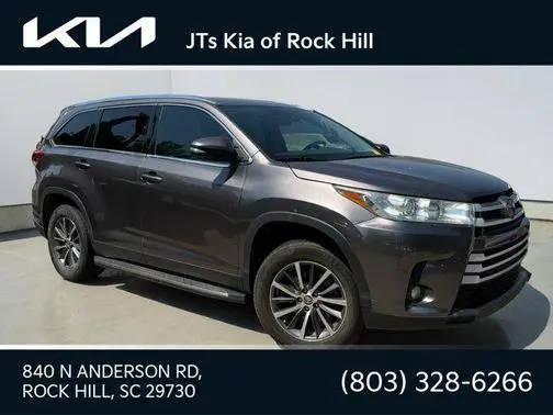 2019 Toyota Highlander XLE FWD photo