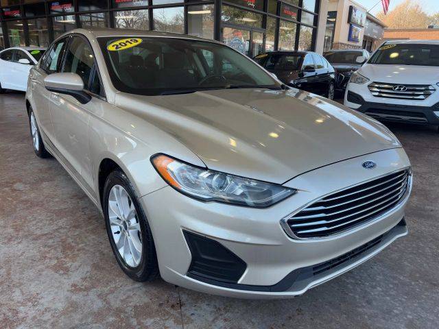 2019 Ford Fusion SE FWD photo